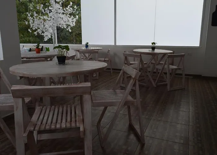 Condesa 185 Hotel 4*