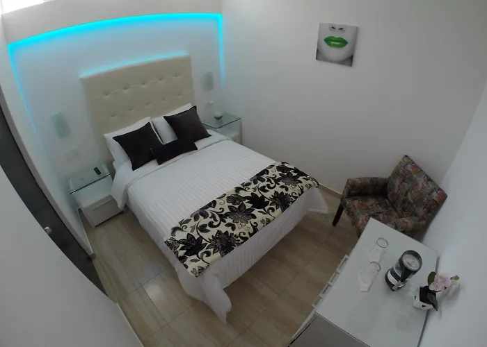 Hotel Condesa 185